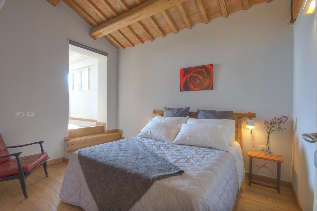 Tabano Ristorante-Casolare Bed & Breakfast Iesi Bagian luar foto